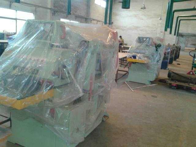 感謝馬益軍老總批量訂購505D自動送料平刨帶螺旋刀軸