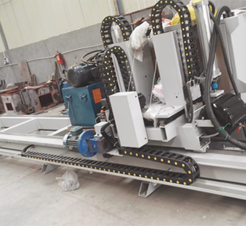 瑞福祥跑車帶鋸之大型自動跑車帶鋸機產(chǎn)品了解一下