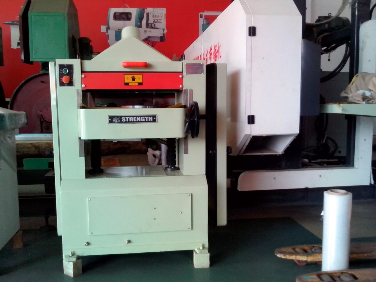 強勁單片鋸設備特點描述